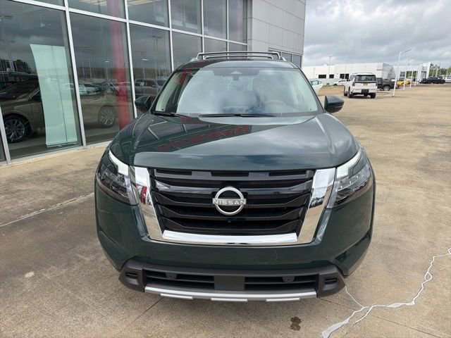 Certified 2025 Nissan Pathfinder SL w/ SL Premium Package image 6