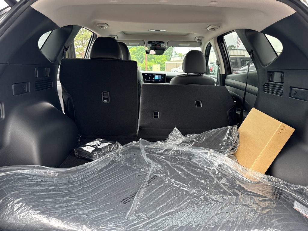 New 2025 Hyundai Tucson SEL image 13