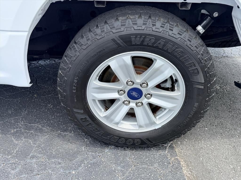 Used 2018 Ford F150 XLT w/ Equipment Group 301A Mid RWD image 14