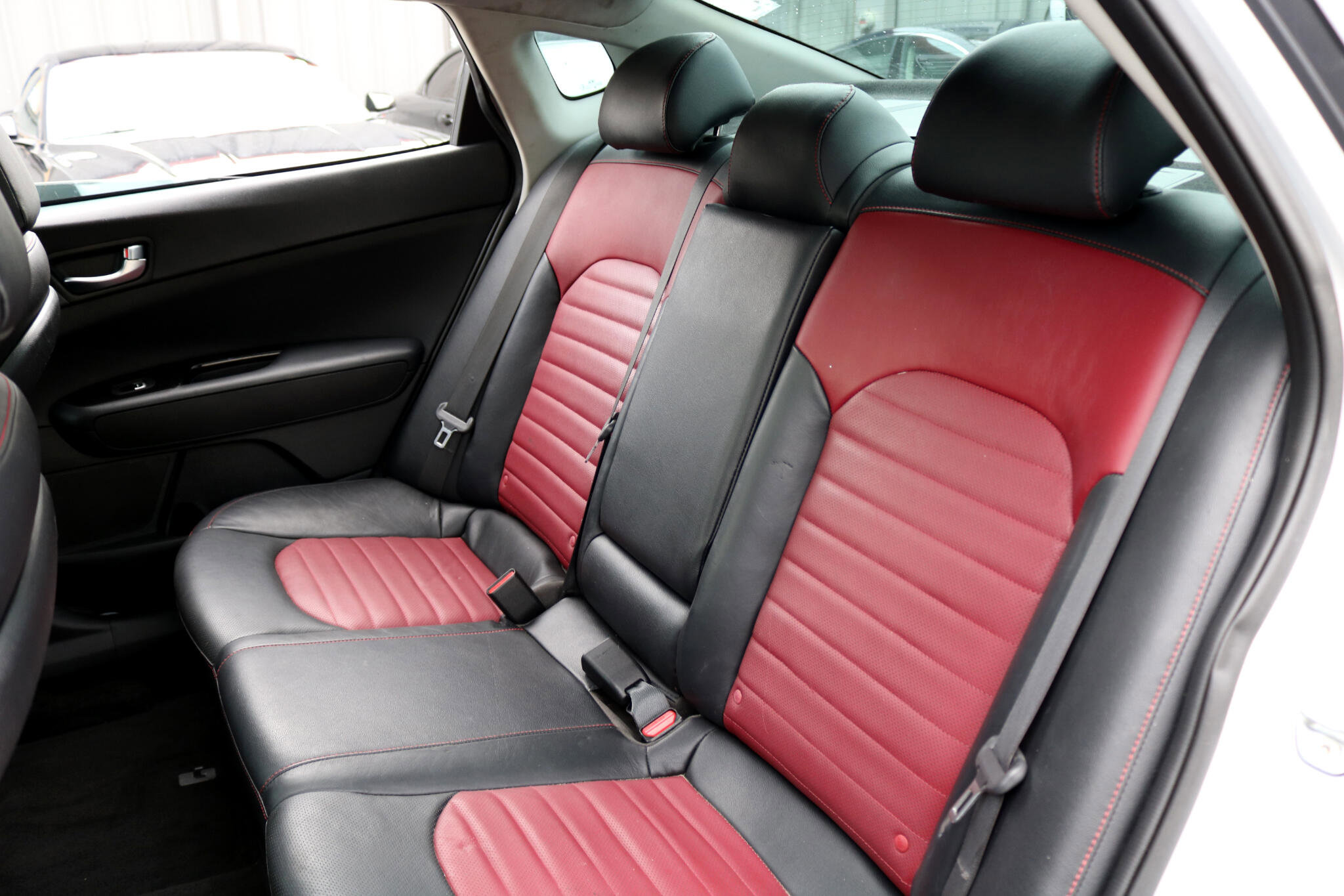 Used 2019 Kia Optima SX image 31