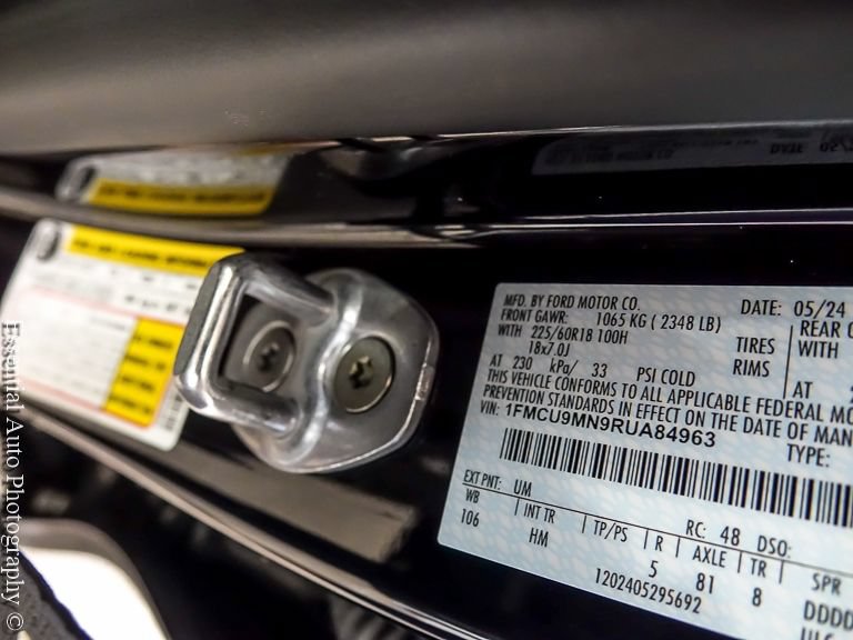 Certified 2024 Ford Escape ST-Line w/ Tech Pack #1 AWD/4WD image 29