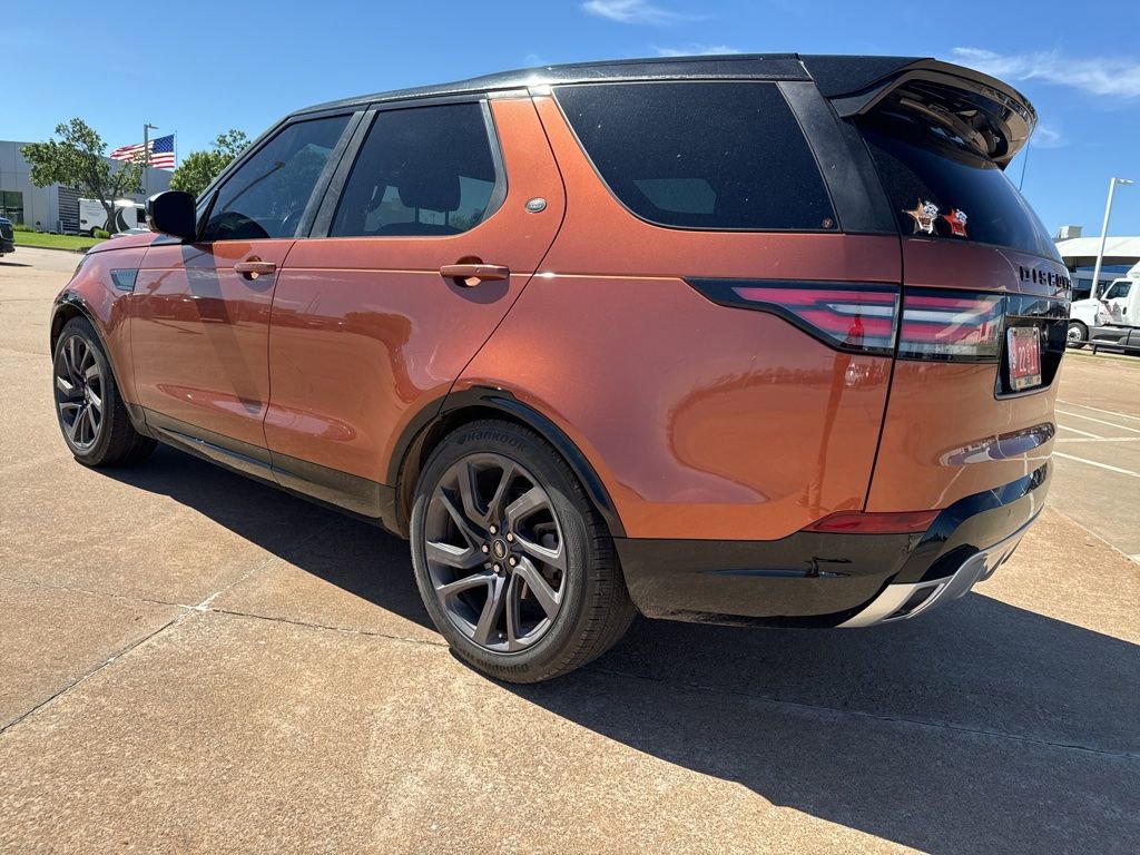 Used 2018 Land Rover Discovery HSE image 4