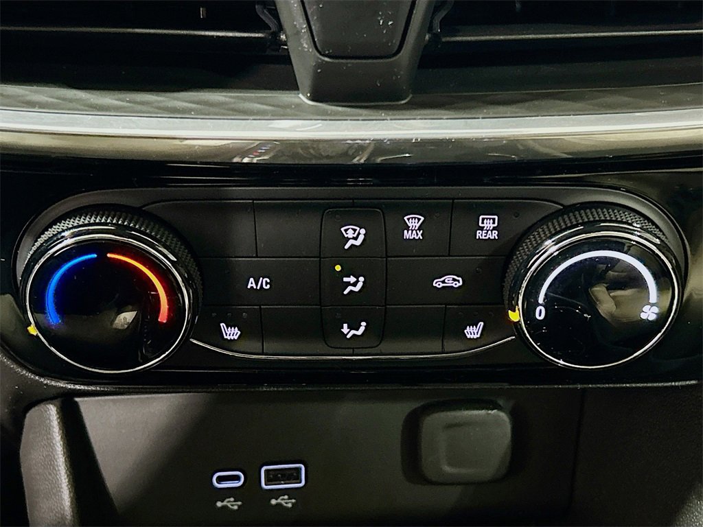 Used 2026 Buick Encore GX Sport Touring w/ Advanced Technology Package image 13