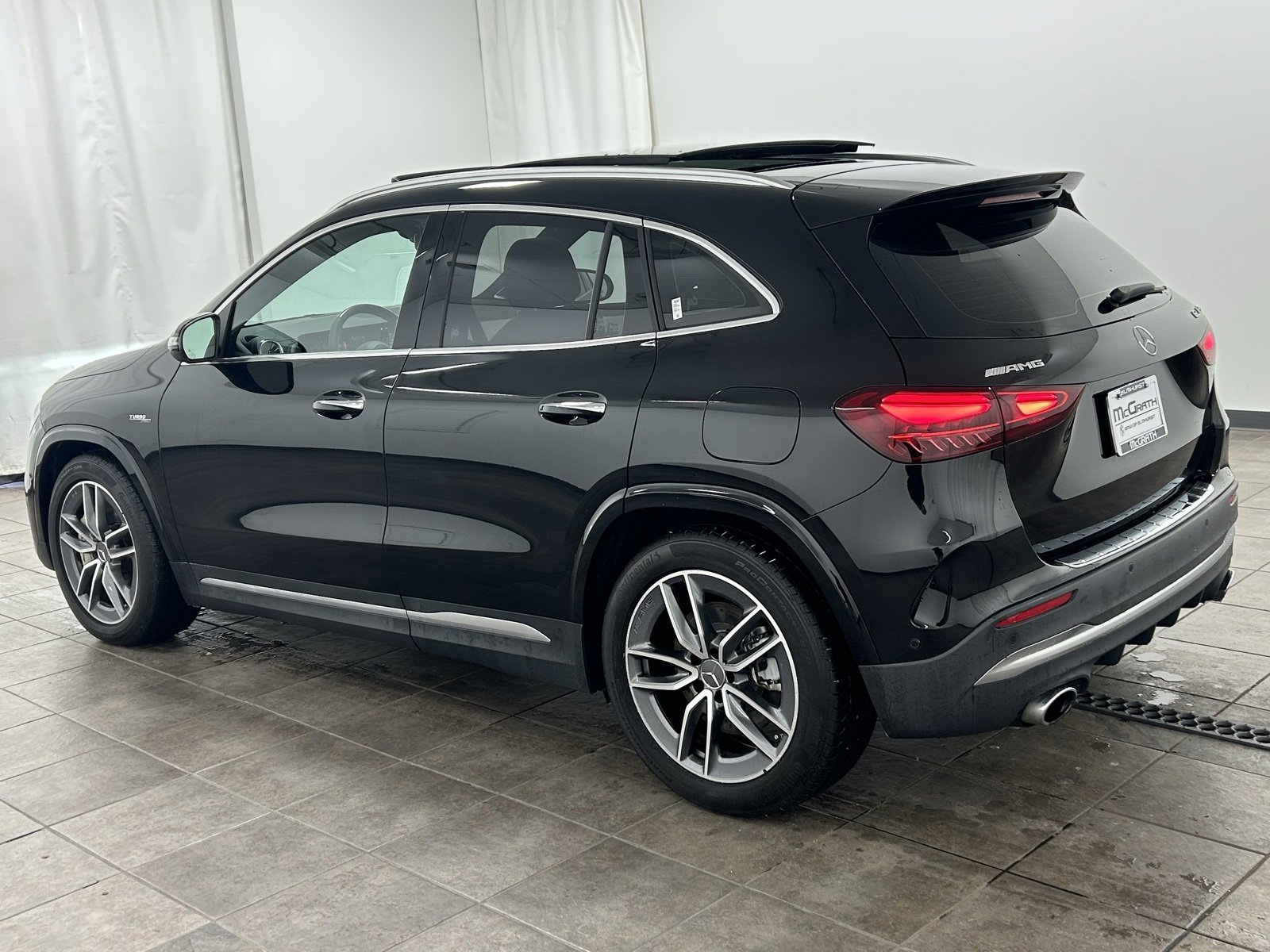 Used 2024 Mercedes-Benz GLA 35 AMG GLA 35 AMG image 4