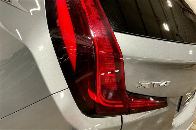 Used 2024 Cadillac XT4 Premium Luxury image 29