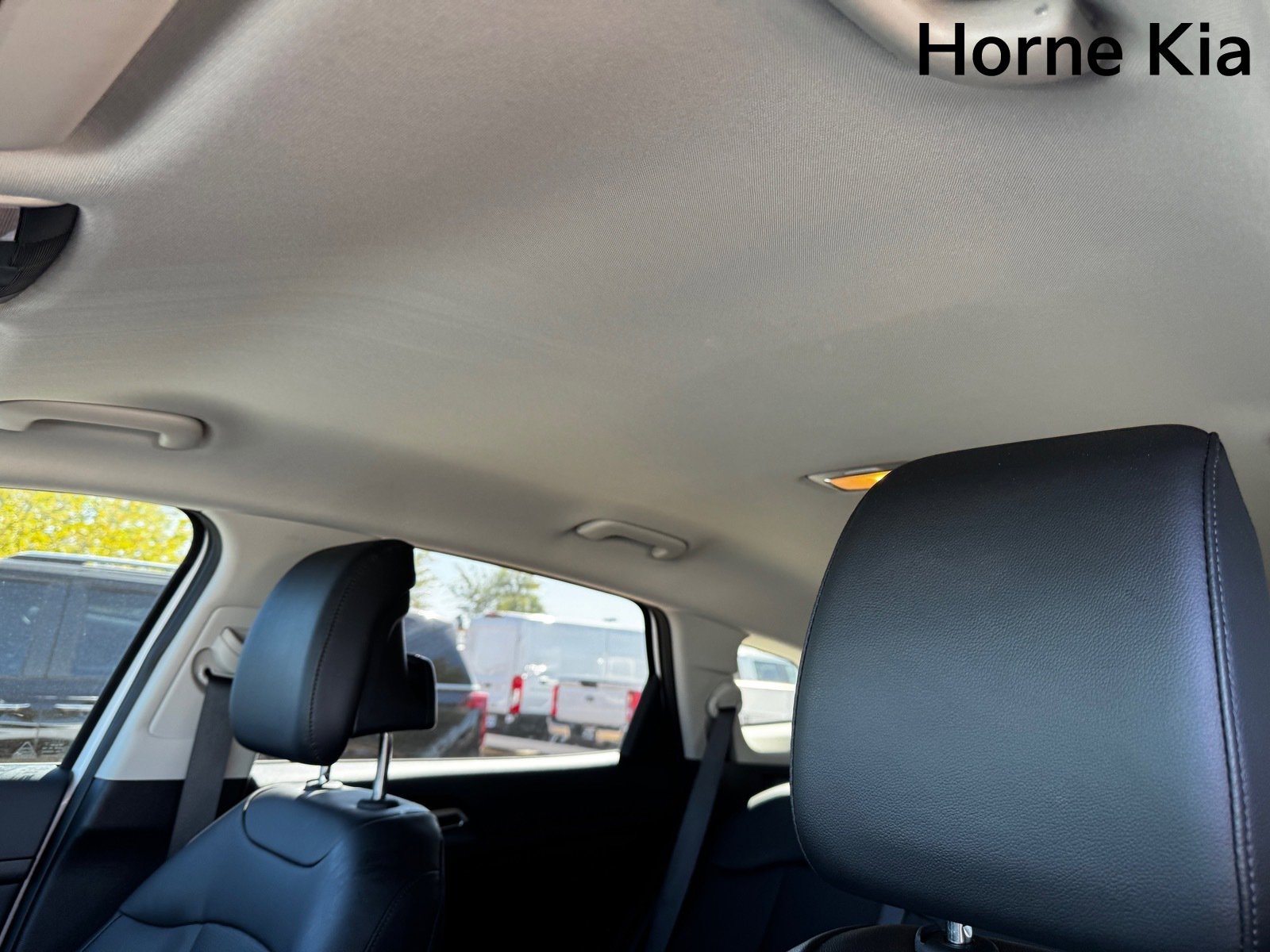 New 2026 Kia Sportage EX image 17