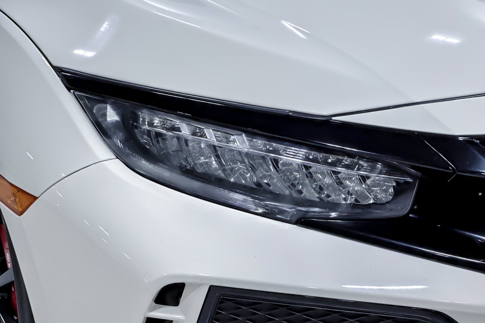 Used 2018 Honda Civic Type R image 12
