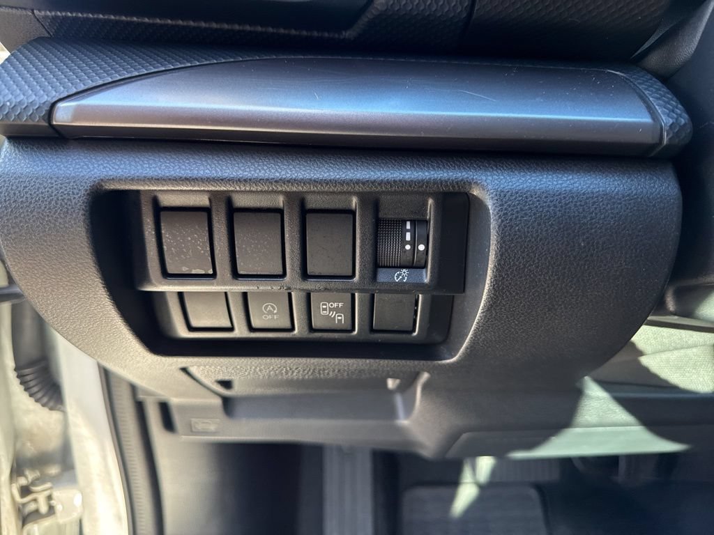 Used 2020 Subaru Forester Premium AWD/4WD image 19