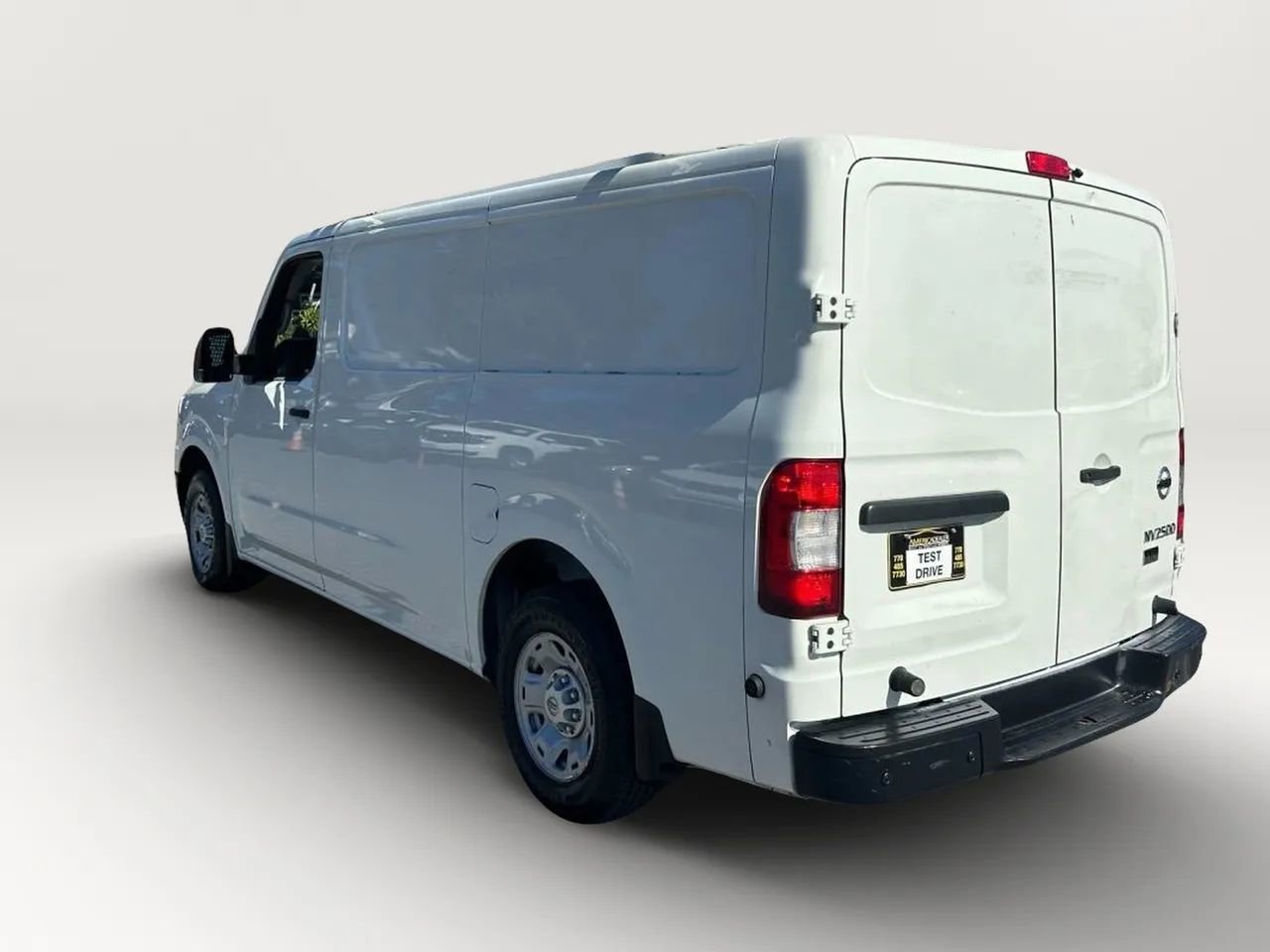 Used 2014 Nissan NV 2500 SV image 9