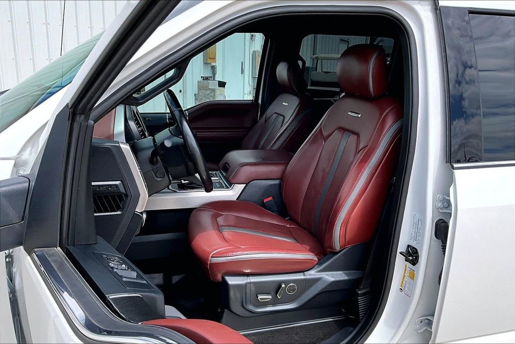 Used 2020 Ford F150 Platinum w/ Equipment Group 701A Luxury AWD/4WD image 30