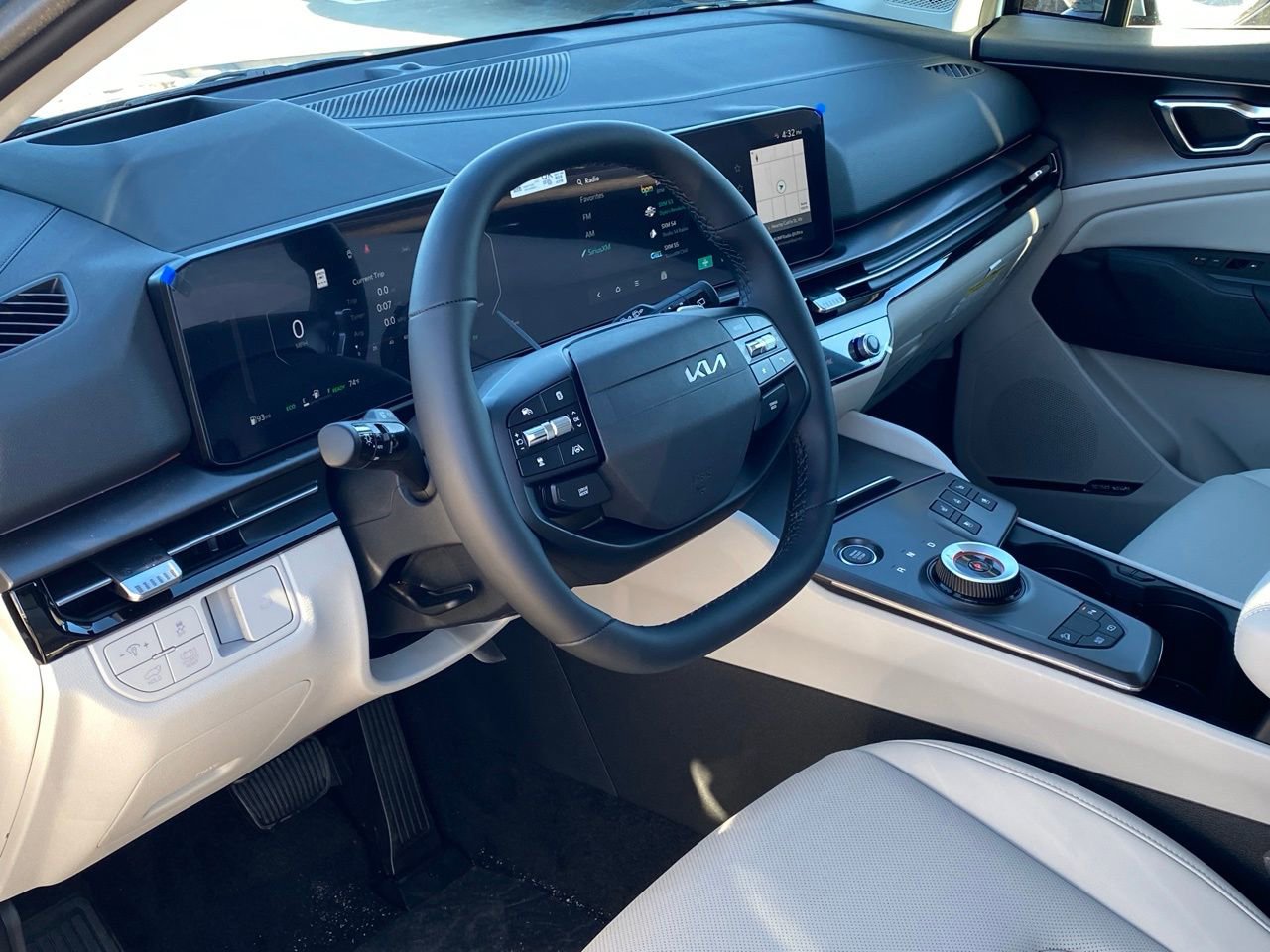 New 2026 Kia Sportage SX Prestige image 11