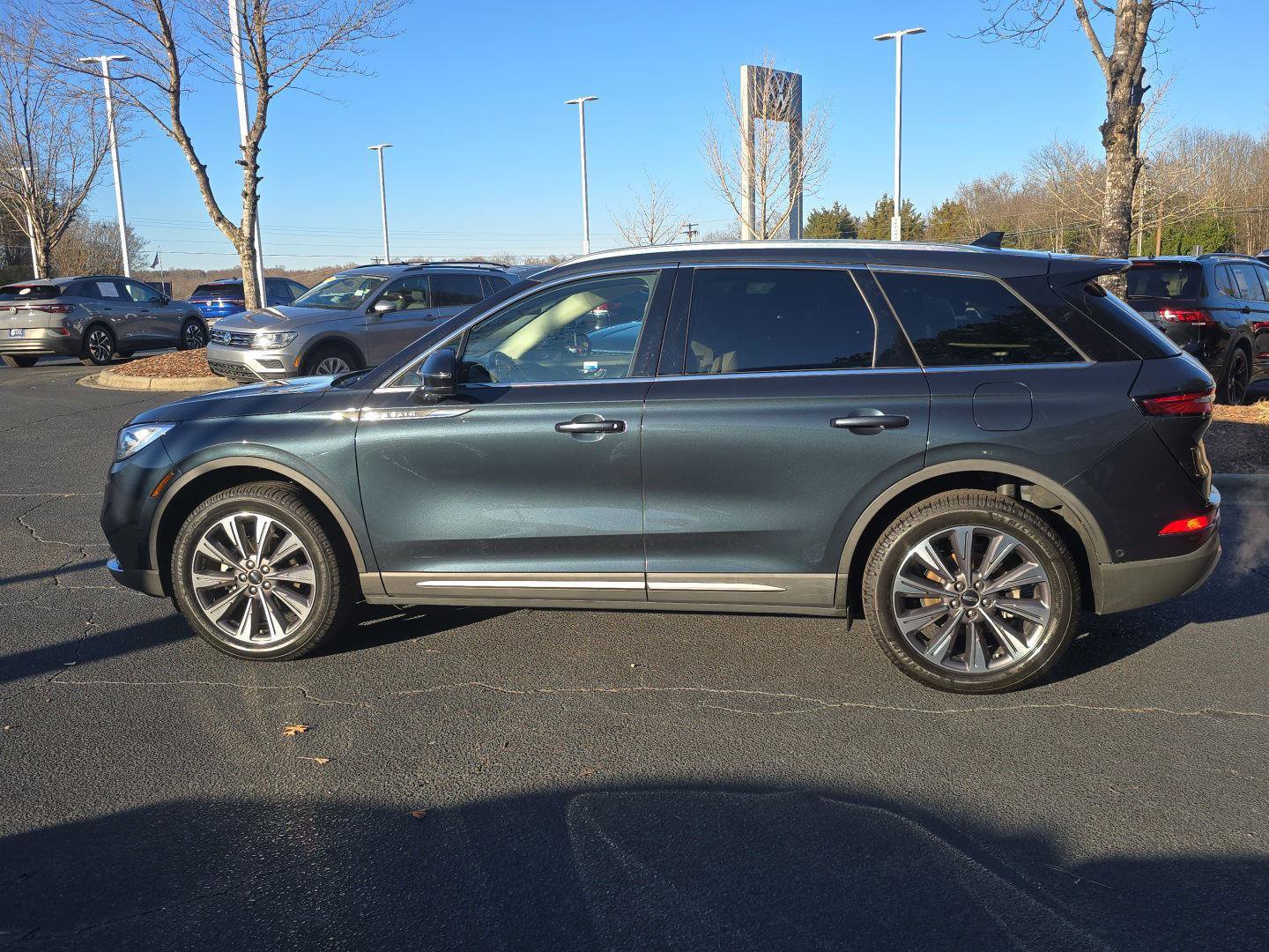 Used 2021 Lincoln Corsair Reserve w/ Equipment Group 201A image 8