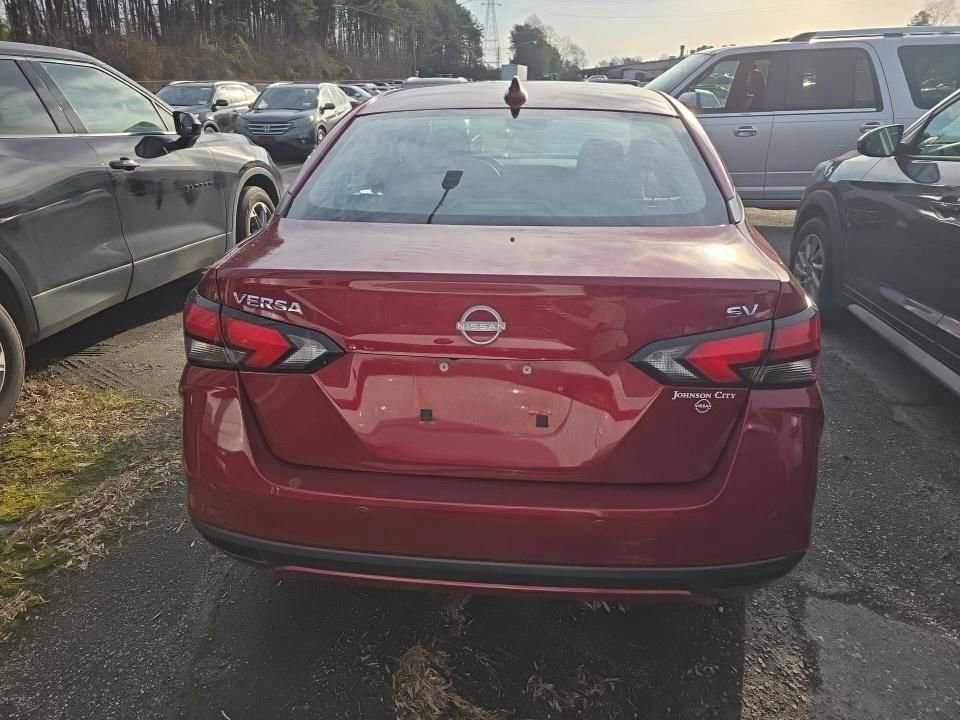 Used 2024 Nissan Versa SV w/ Trunk Package image 8