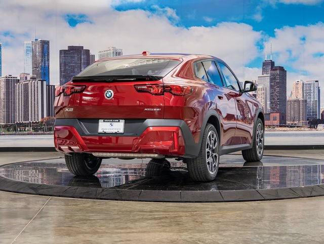 Certified 2025 BMW X2 xDrive28i AWD/4WD image 8
