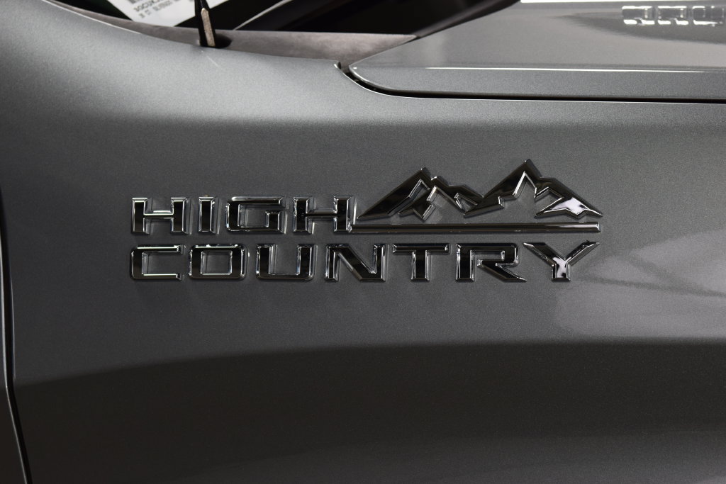 Used 2026 Chevrolet Silverado 1500 High Country w/ High Country Premium Package AWD/4WD image 17