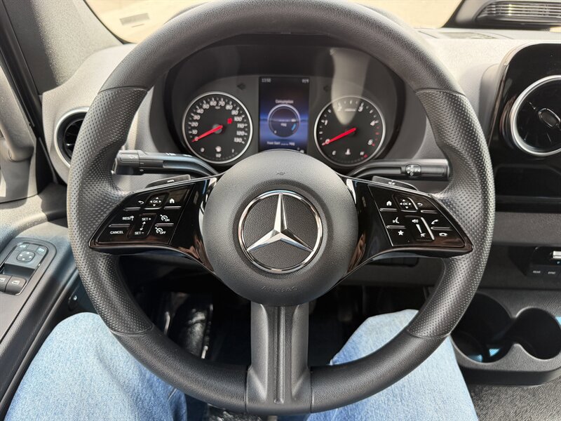 Used 2026 Mercedes-Benz Sprinter 2500 image 14