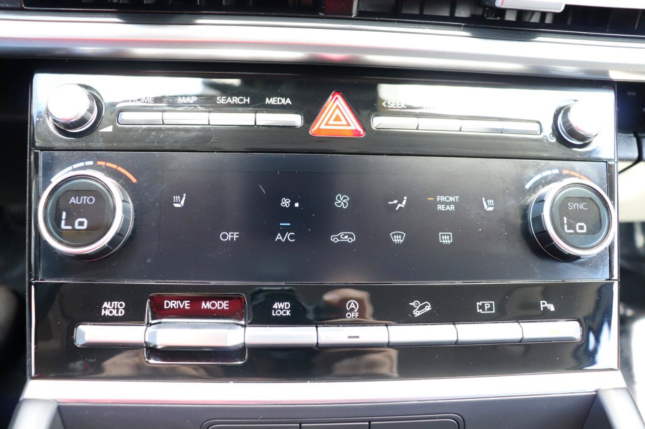 Used 2026 Hyundai Santa Fe SEL AWD/4WD image 45