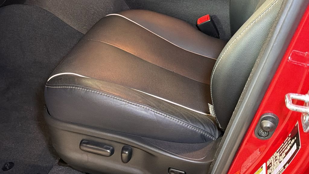 Used 2015 Toyota Venza XLE image 20