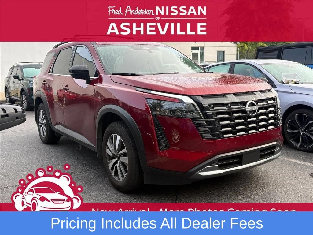 Used 2026 Nissan Pathfinder SL