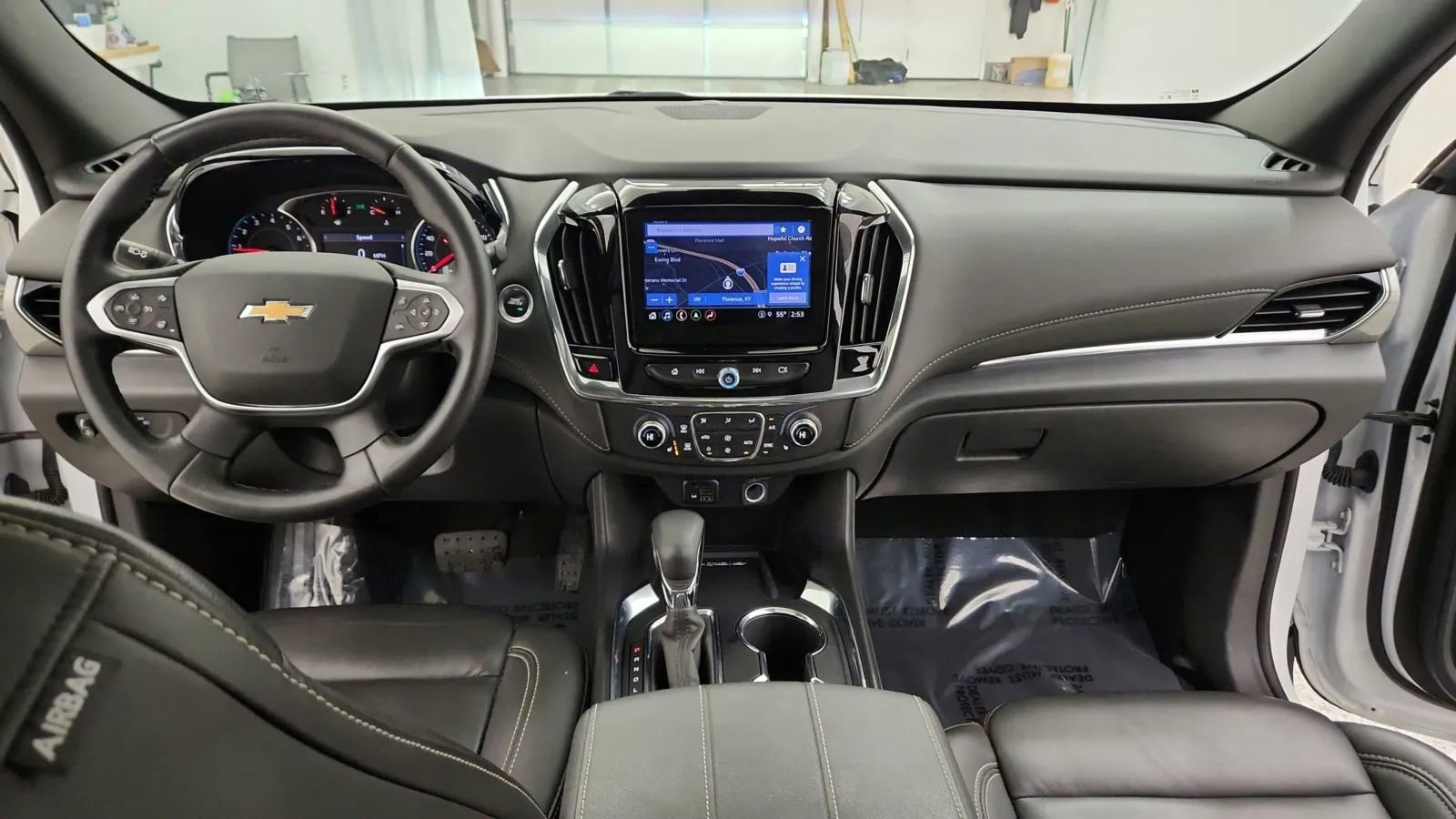 Used 2023 Chevrolet Traverse LT w/ LT Premium Package image 35