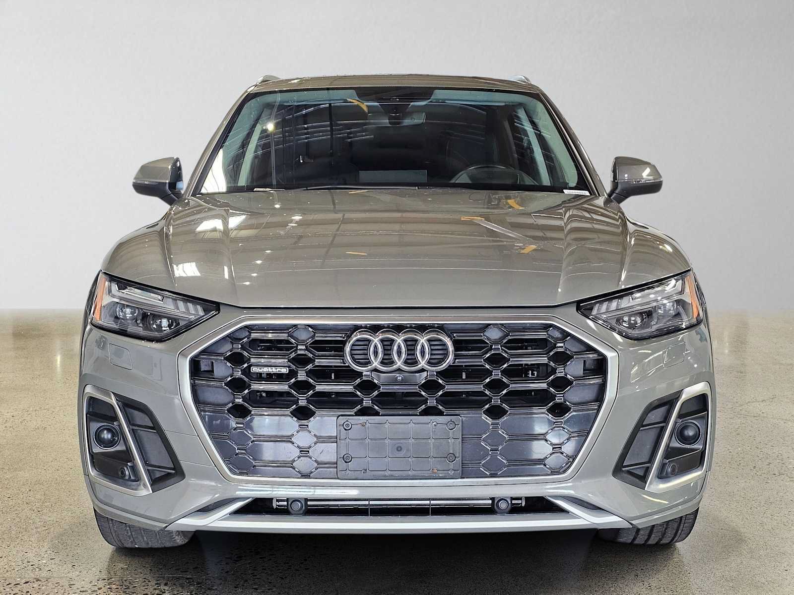 Used 2023 Audi Q5 2.0T Prestige w/ Prestige Package AWD/4WD image 8