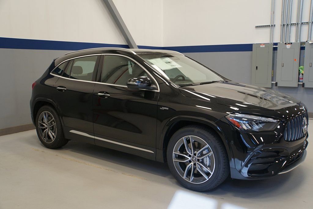 New 2025 Mercedes-Benz GLA 35 AMG 4MATIC