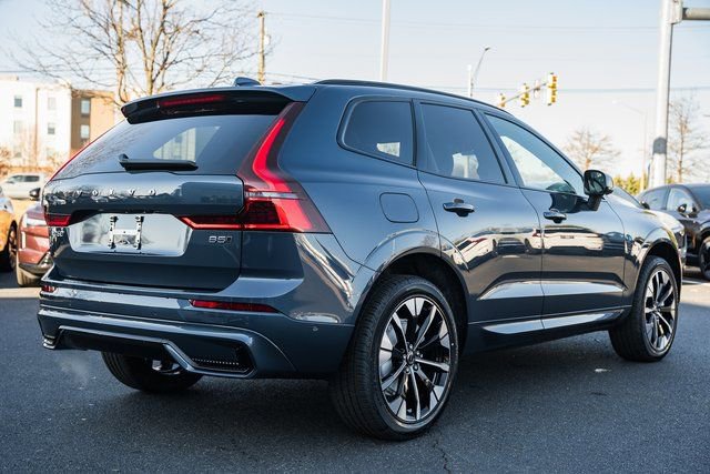 New 2026 Volvo XC60 B5 Plus w/ Climate Package image 5