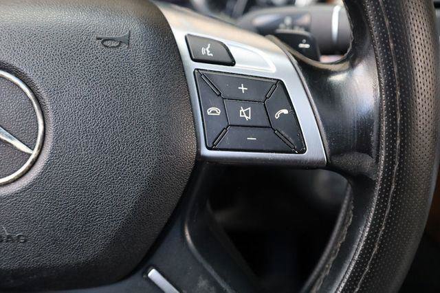 Used 2015 Mercedes-Benz GL 550 4MATIC image 36