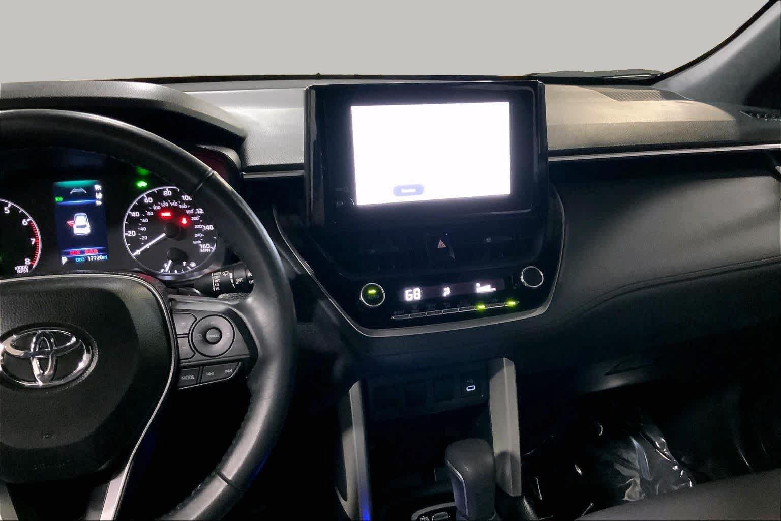Used 2024 Toyota Corolla Cross AWD Hybrid image 7