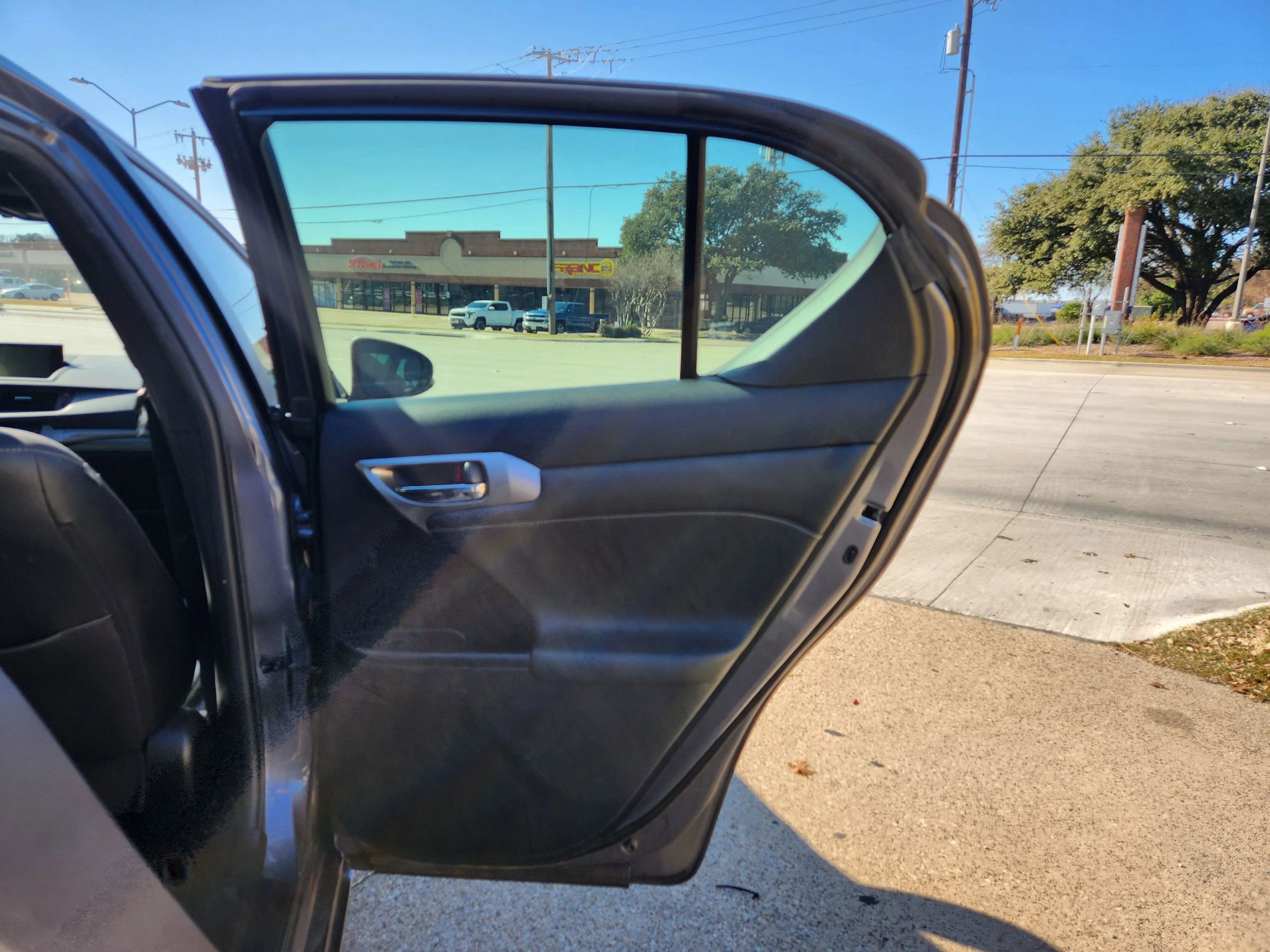 Used 2015 Lexus CT 200h w/ Navigation Package image 13