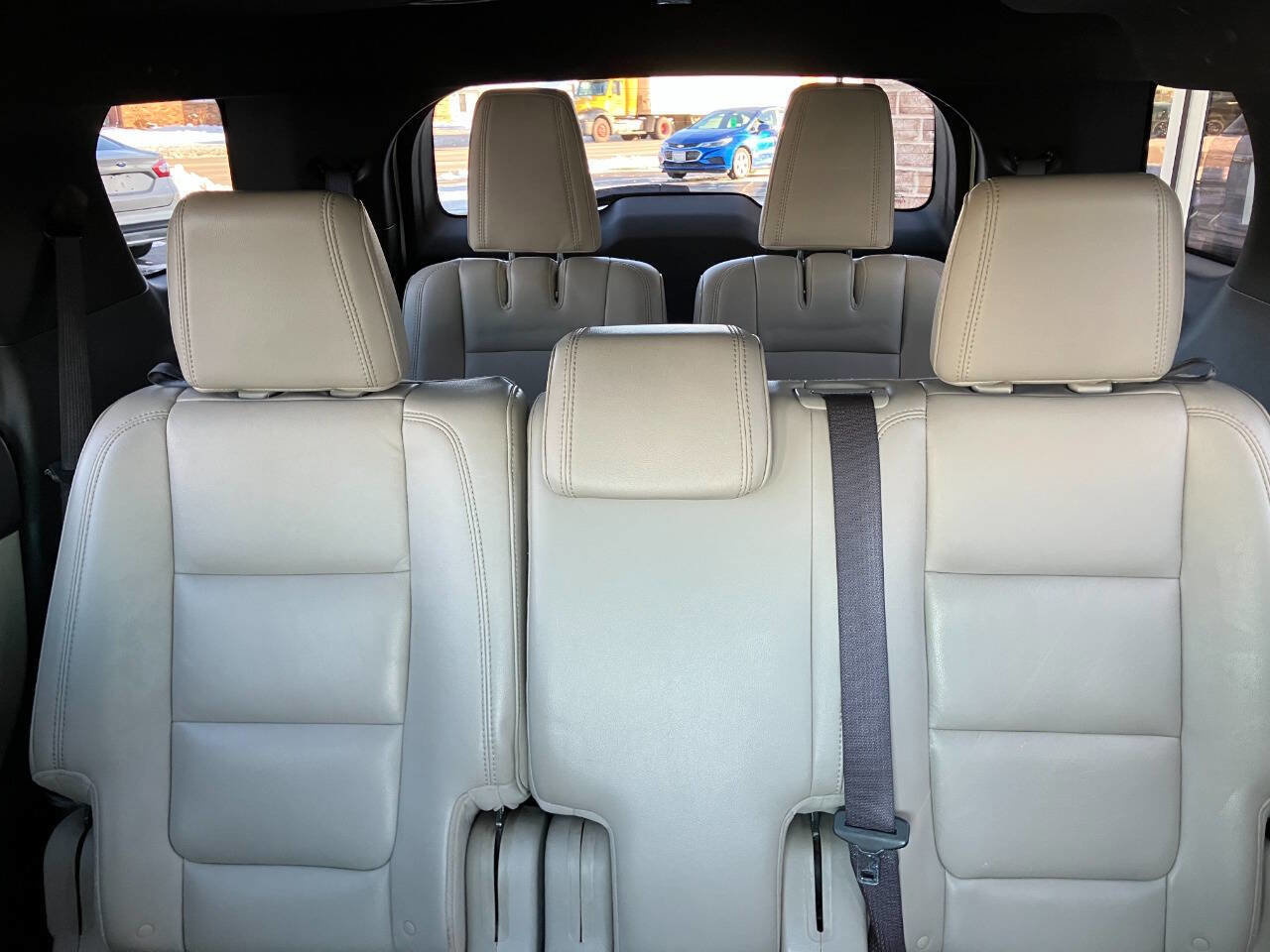 Used 2013 Ford Explorer XLT image 21