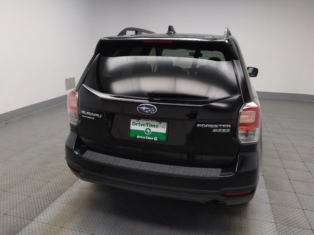 Used 2017 Subaru Forester 2.5i Premium w/ All-Weather Package image 7