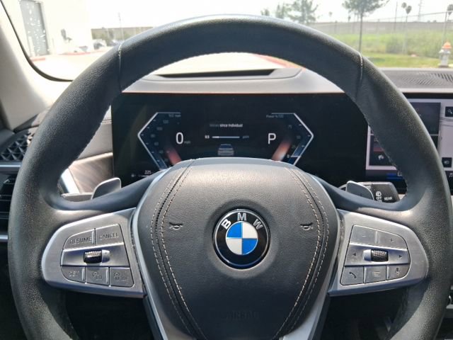 Used 2024 BMW X7 xDrive40i w/ Premium Package AWD/4WD image 8