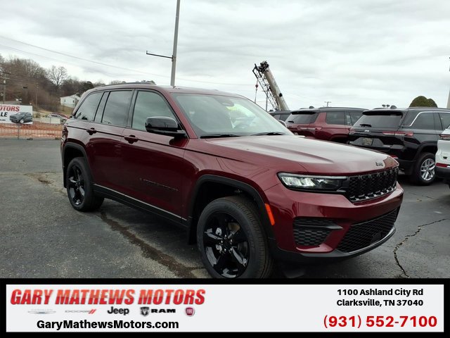 New 2025 Jeep Grand Cherokee Altitude image 1