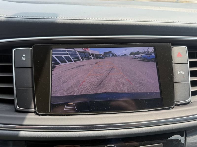 Used 2020 Buick Enclave Preferred FWD image 12