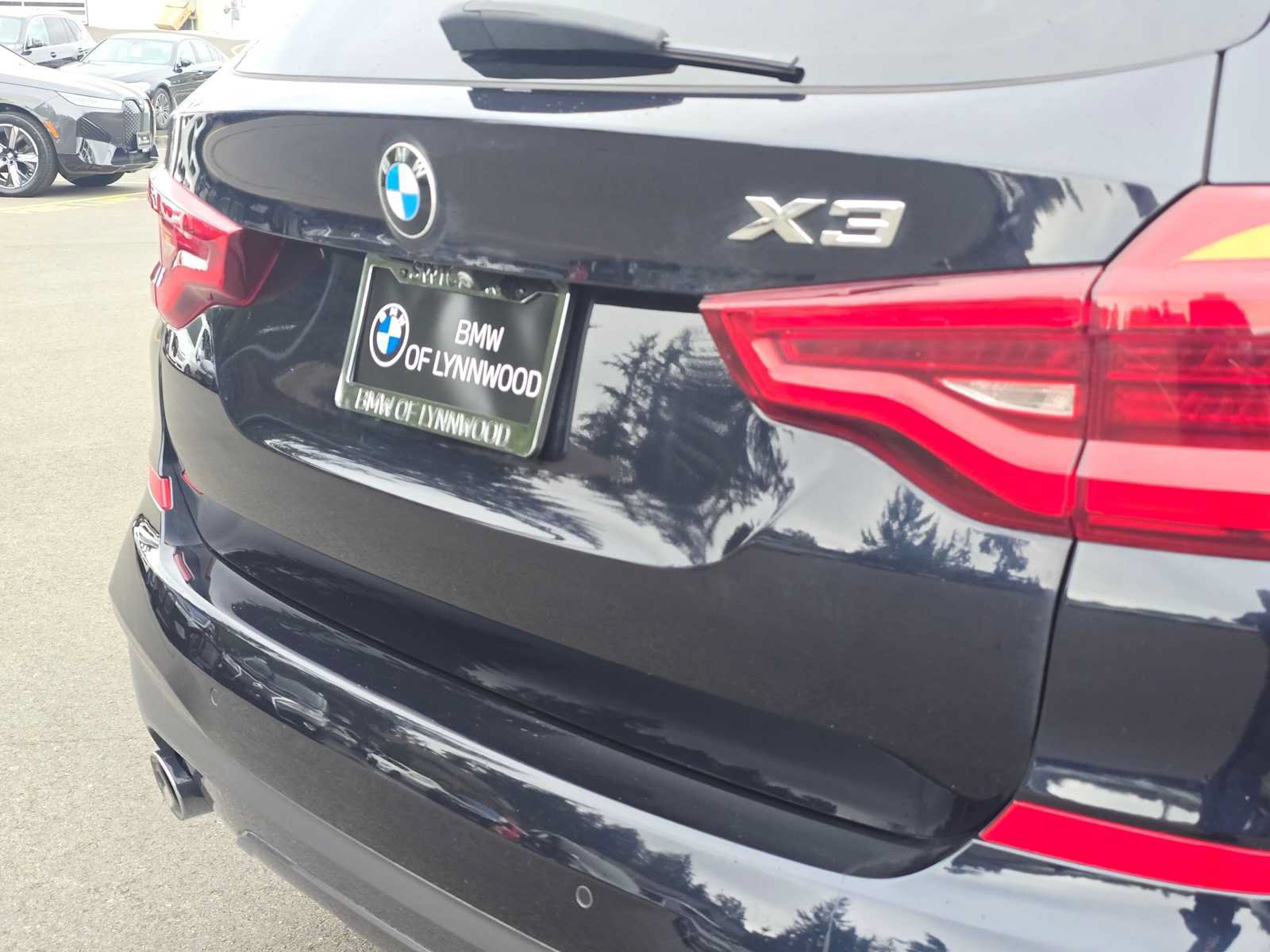Used 2018 BMW X3 xDrive30i AWD/4WD image 12
