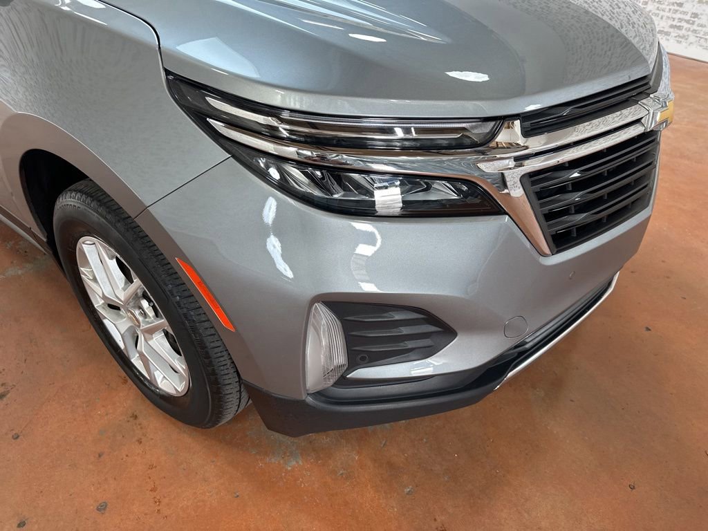Used 2024 Chevrolet Equinox LT w/ LPO, Floor Liner Package image 9
