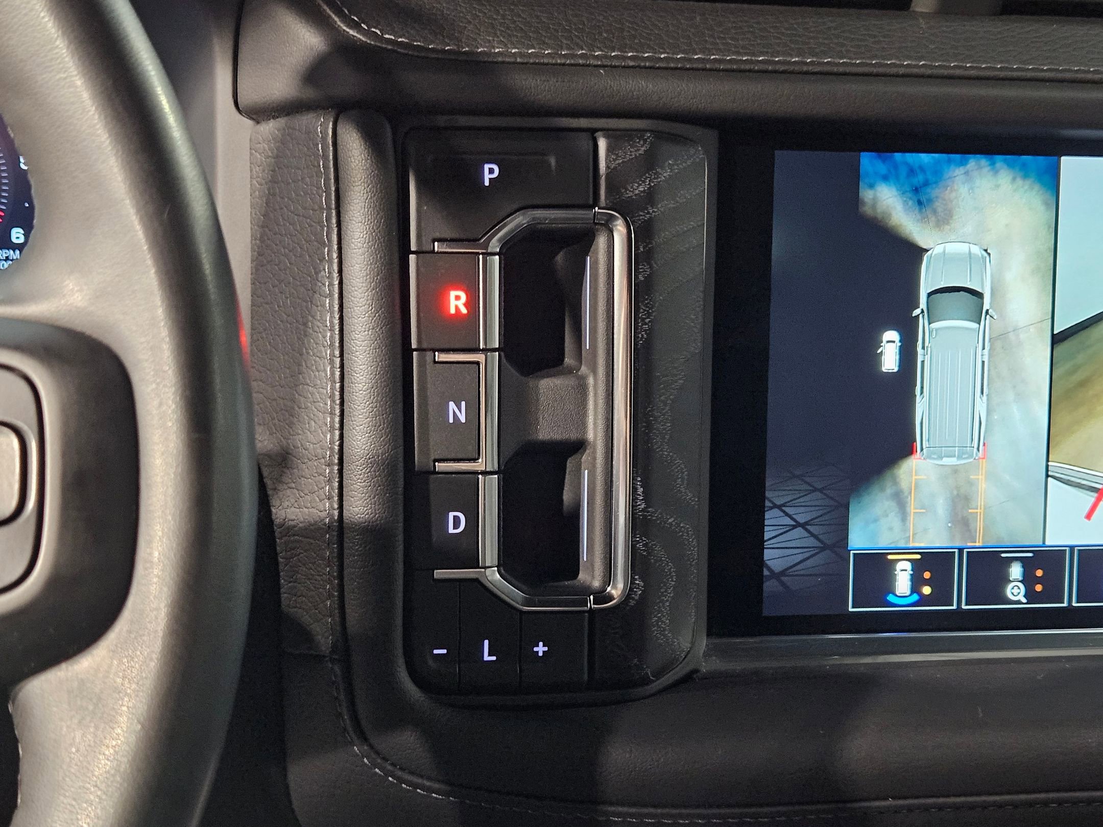 Used 2023 GMC Yukon Denali image 33