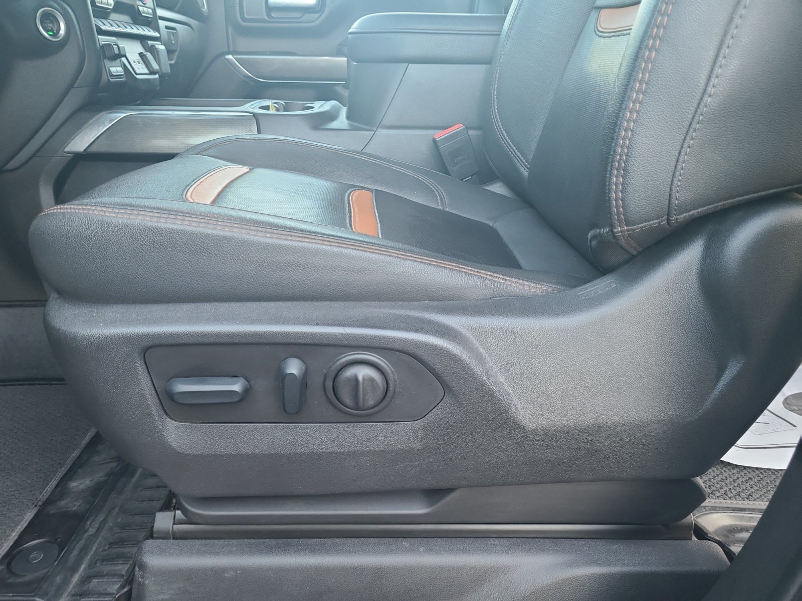 Certified 2023 GMC Sierra 3500 AT4 w/ AT4 Premium Plus Package AWD/4WD image 14