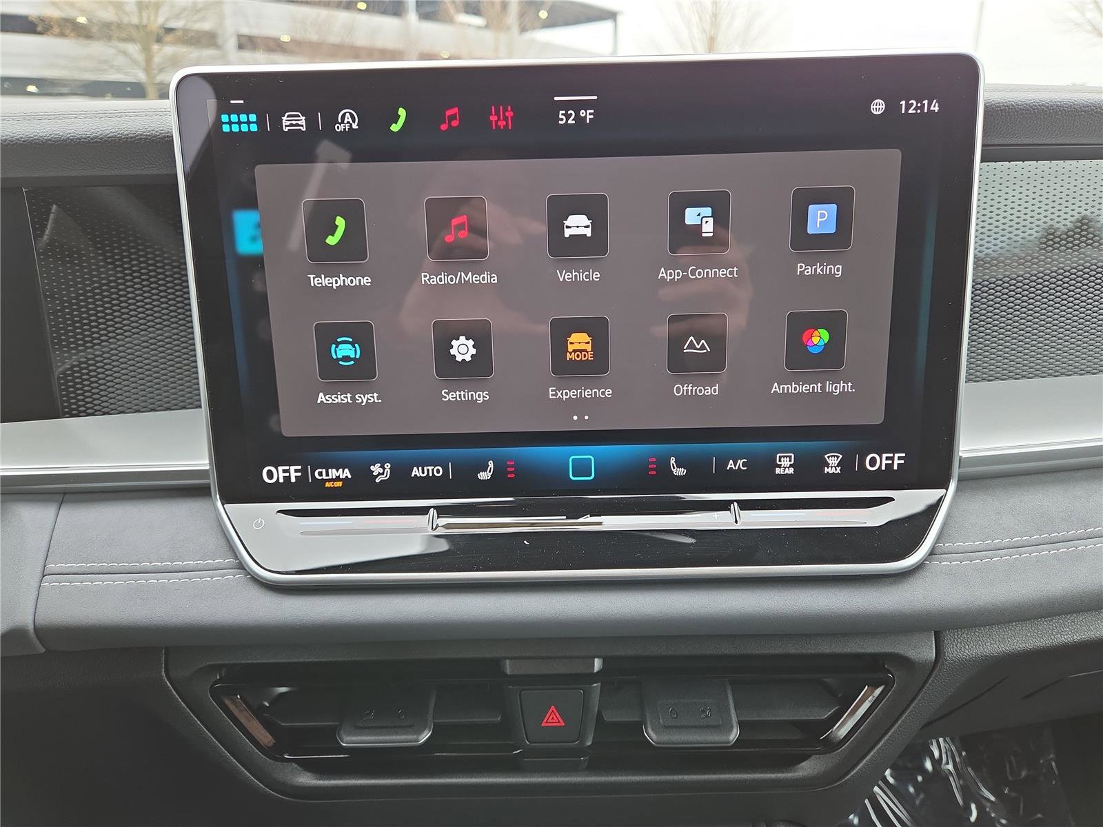 New 2026 Volkswagen Tiguan SE R-Line image 19