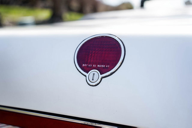 Used 1993 Cadillac Allante FWD image 64