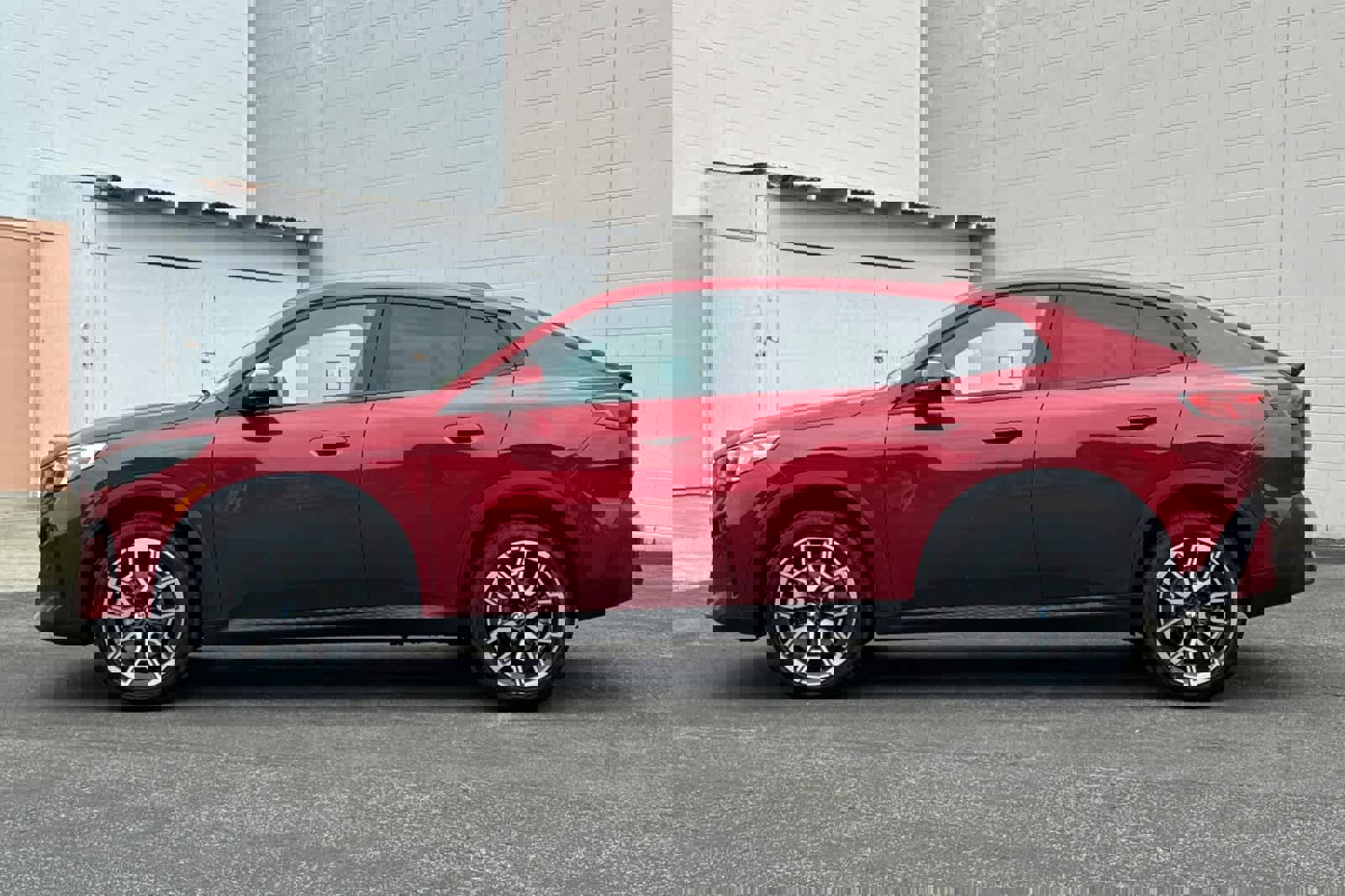 Used 2024 BMW X2 xDrive28i image 9