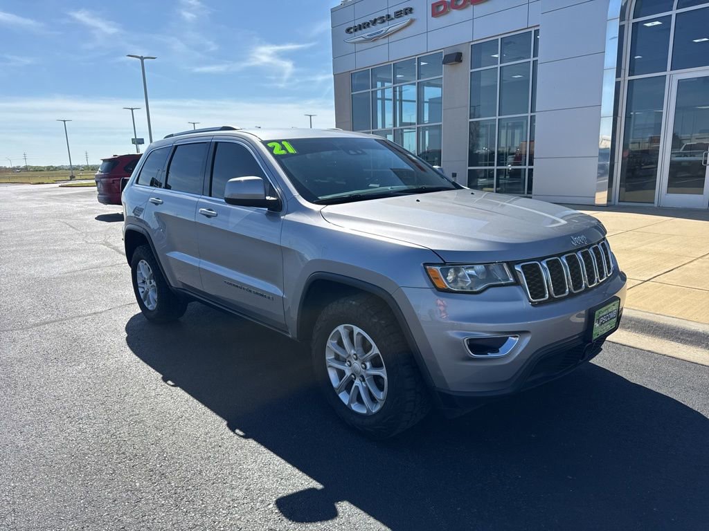 Used 2021 Jeep Grand Cherokee Laredo AWD/4WD video 2
