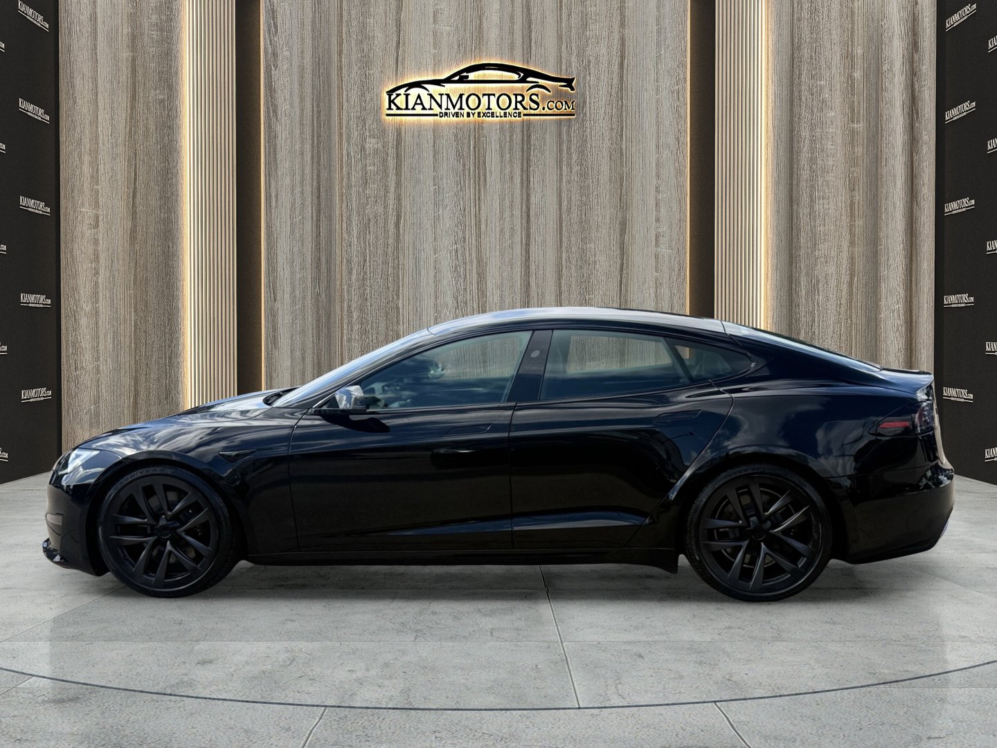 Used 2023 Tesla Model S AWD/4WD image 10