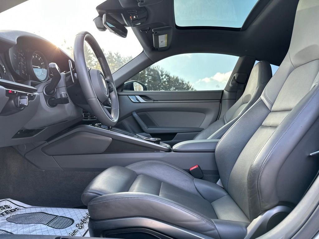 Used 2021 Porsche 911 Carrera S image 15