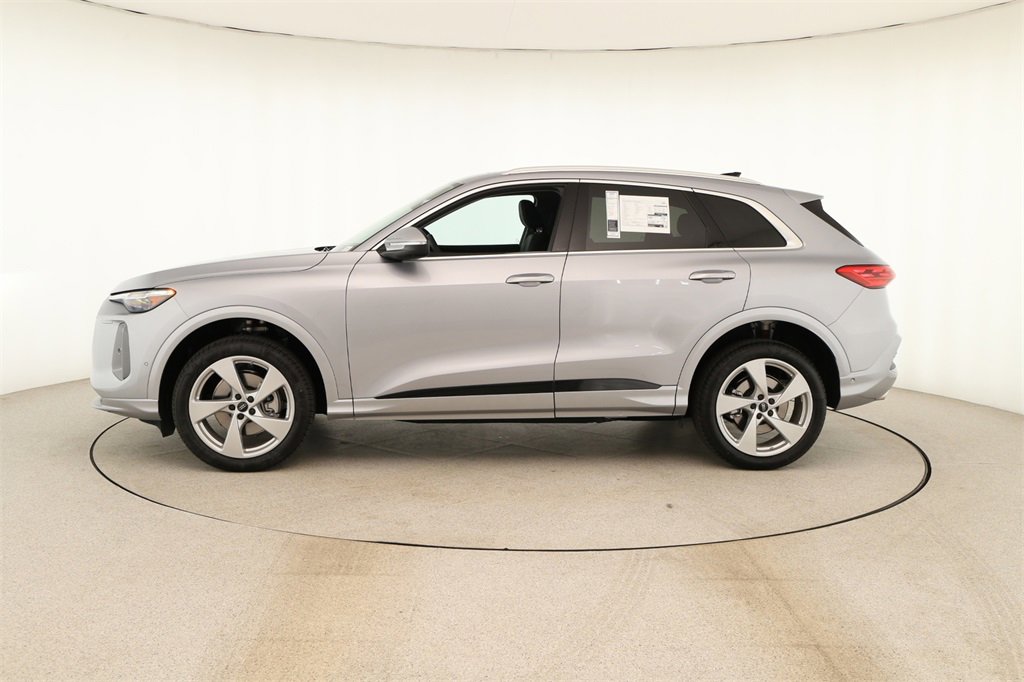 New 2025 Audi Q5 Premium Plus image 2