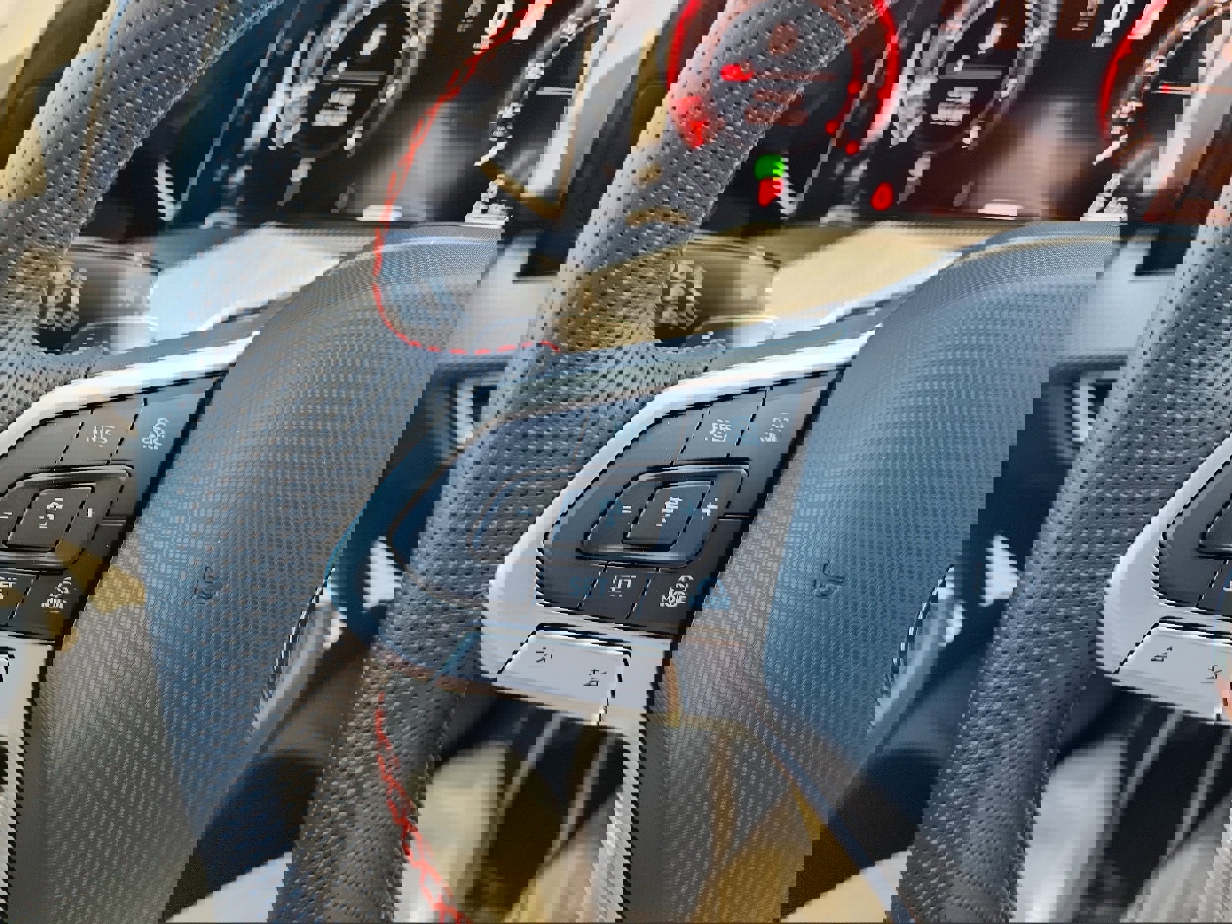 New 2025 Volkswagen GTI SE image 19