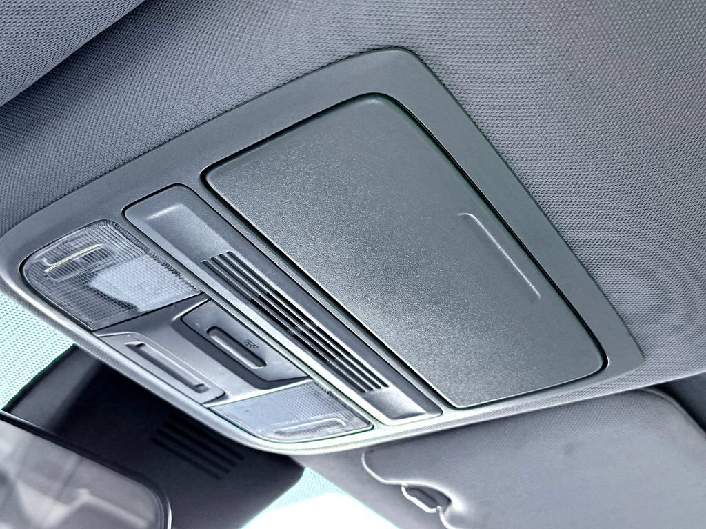 Used 2019 Honda Accord LX image 23