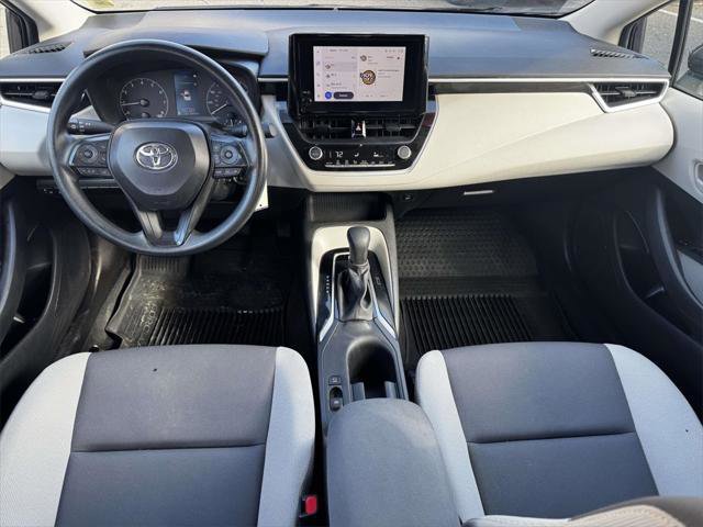Used 2024 Toyota Corolla LE image 12
