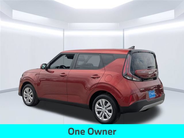 Used 2025 Kia Soul LX FWD image 4